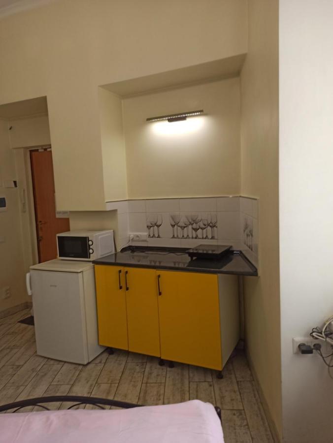 Smart Yellow Apartment-15 Хв Від Жд Вокзалу Leopoli Esterno foto