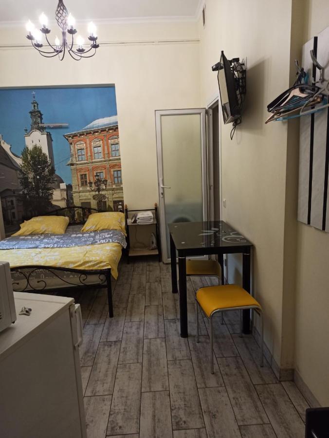 Smart Yellow Apartment-15 Хв Від Жд Вокзалу Leopoli Esterno foto