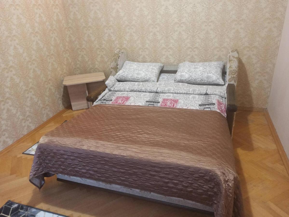 Smart Yellow Apartment-15 Хв Від Жд Вокзалу Leopoli Esterno foto